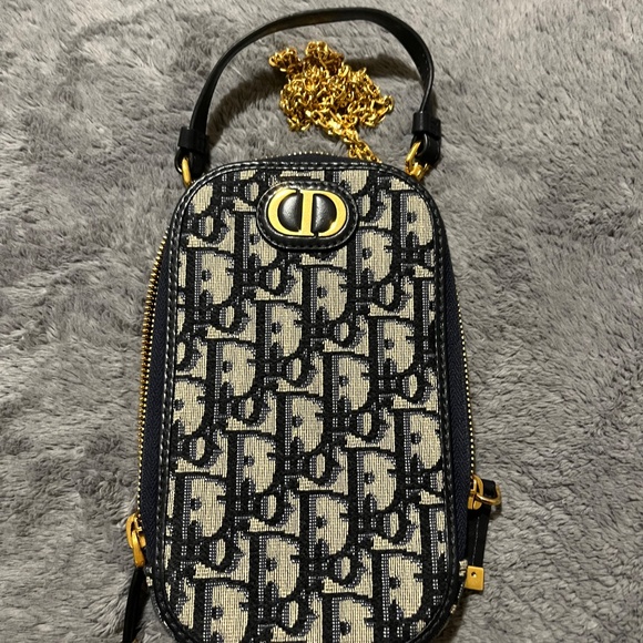 Call’in Dior Phone Holder - Picture 2 of 8